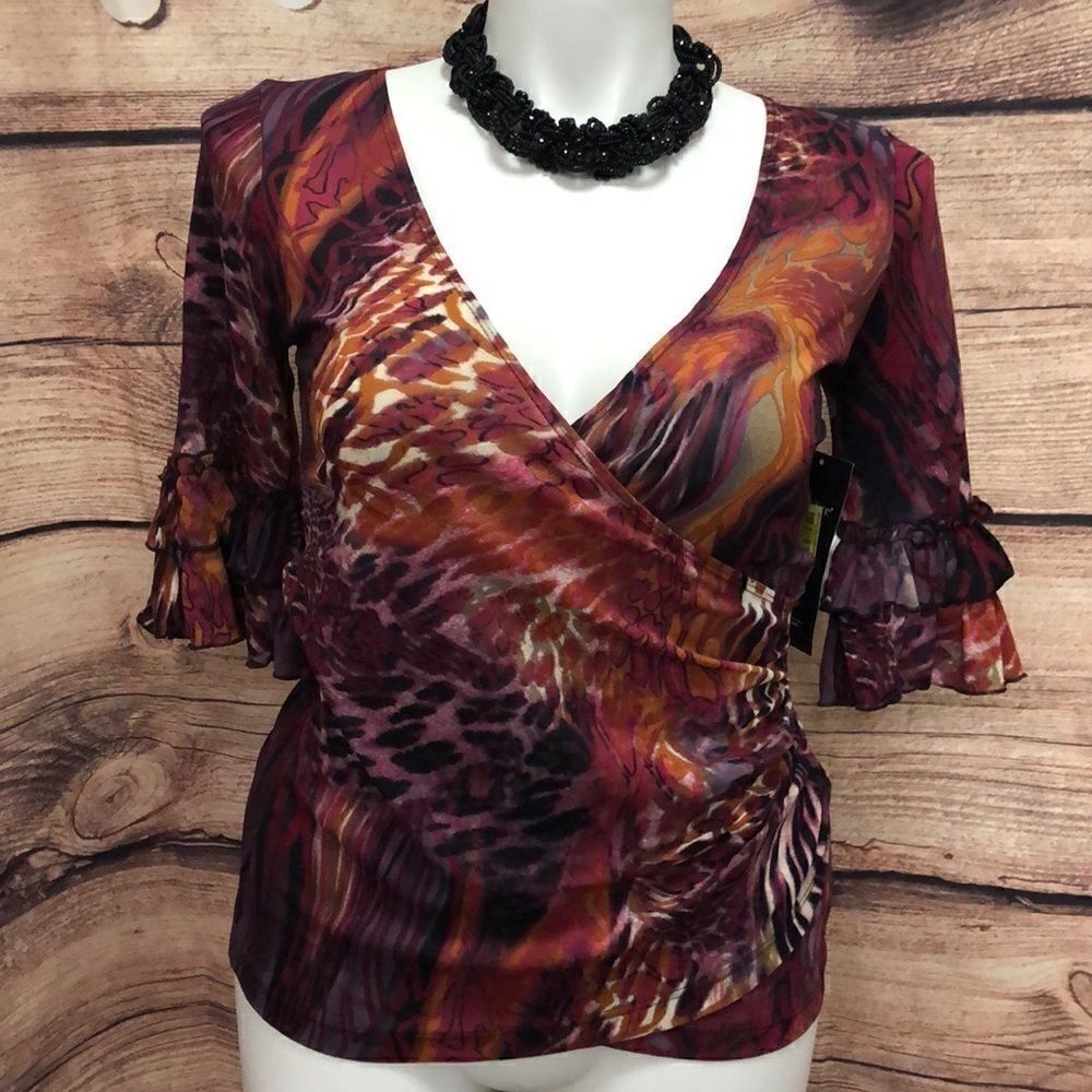 Karen Kane abstract print ruffled sleeve top